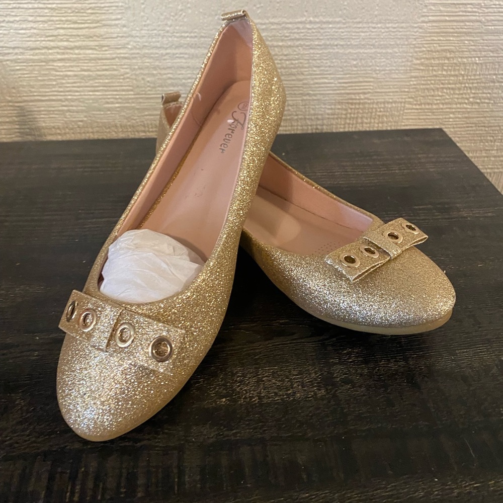 Gold sparkle flats